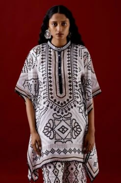 Rajdeep Ranawat Permaz Pristine White Geometric Print Palazzo -Deals Haute Togs Store 013122023rr15 4