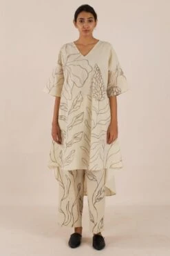 NAMBI-KAI Bird Of Paradise Top