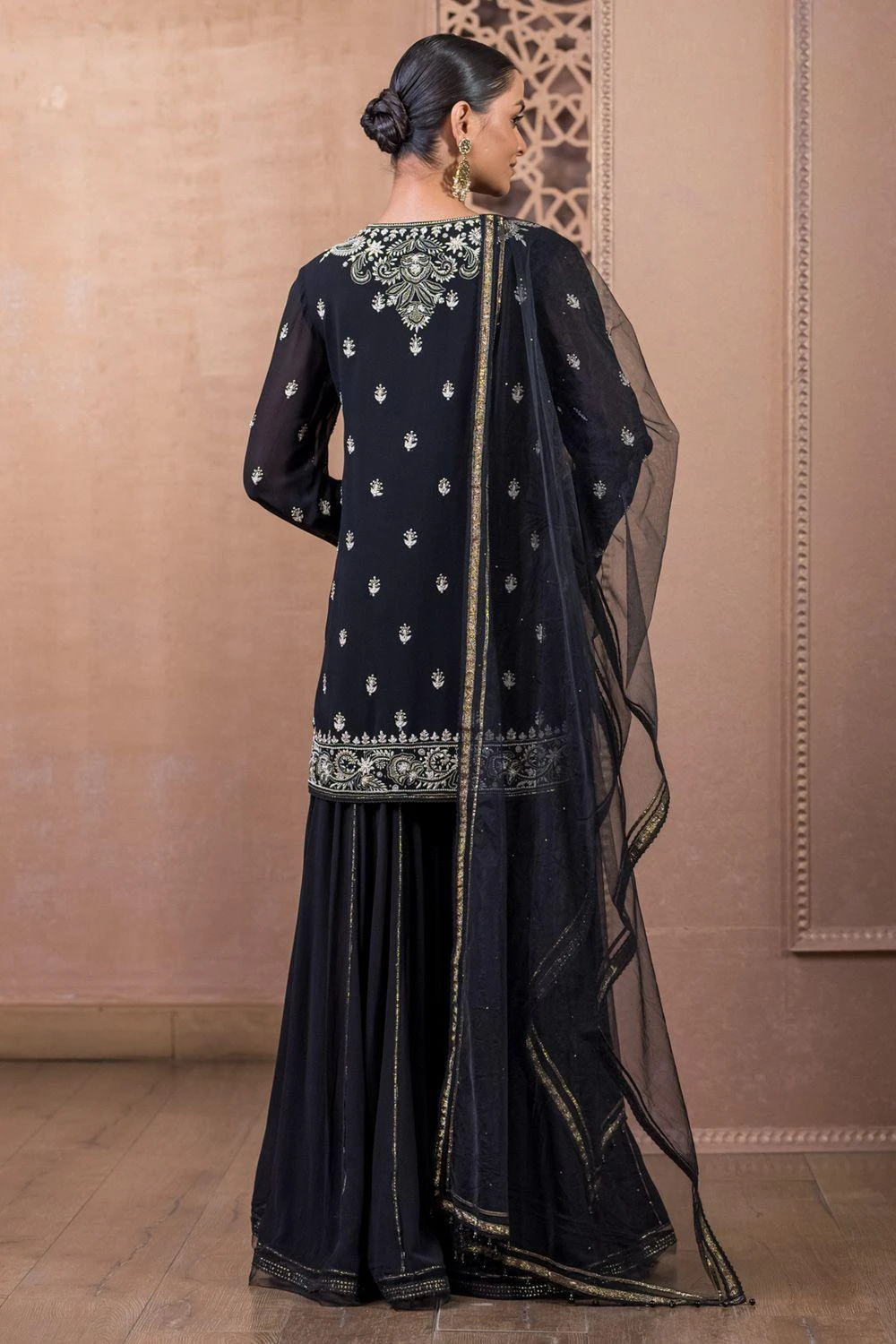Tarun Tahiliani Black Chikanakari Sharara Set 6 Tarun Tahiliani Black Chikanakari Sharara Set - Image 4