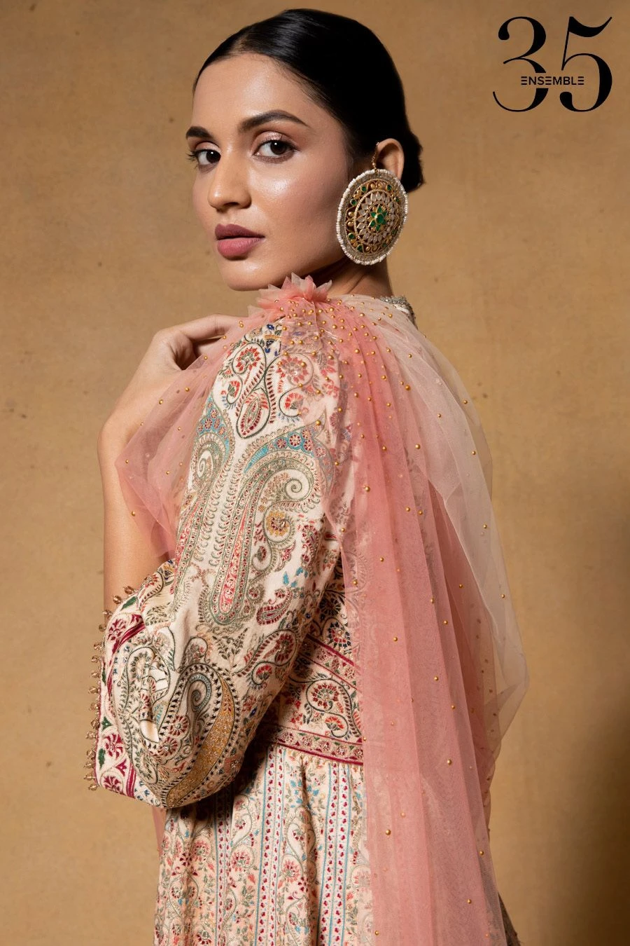 Tarun Tahiliani Pink Kashida Embroidered Sharara Set 6 Tarun Tahiliani Pink Kashida Embroidered Sharara Set - Image 4