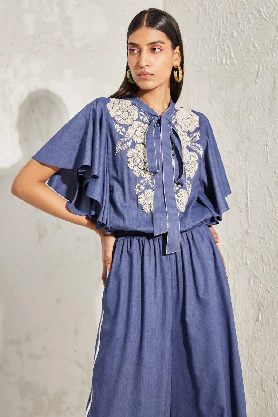 Namrata Joshipura Pearl Floral Embellished Jumpsuit 6 Namrata Joshipura Pearl Floral Embellished Jumpsuit - Image 4