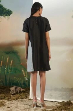 FEBo6 Black & White Moonflower Shift Dress -Deals Haute Togs Store 21723febo10 4