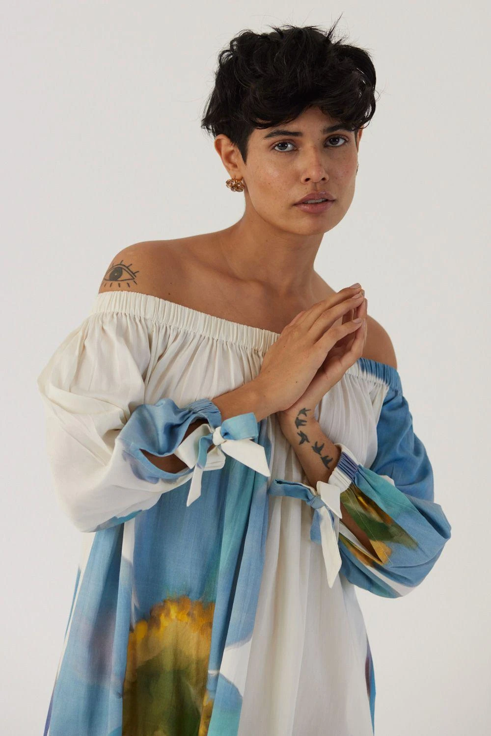 YAM Blue Poppies Off Shoulder Dress 6 YAM Blue Poppies Off Shoulder Dress - Image 4