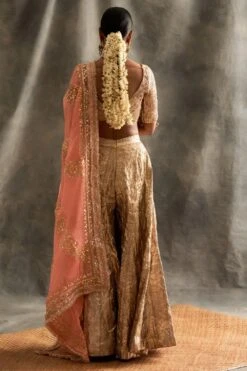 Itrh Silver Lampi Sharara Set 11 Itrh Silver Lampi Sharara Set -Deals Haute Togs Store 287 itrh2 5