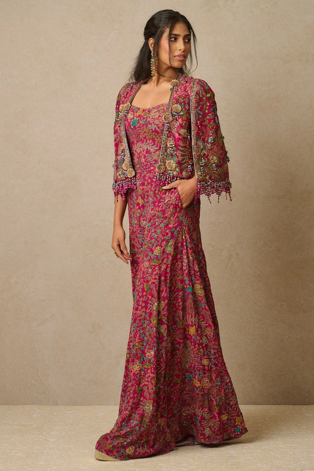 Tarun Tahiliani Pink Zardosi Embellished Gilet Set 5 Tarun Tahiliani Pink Zardosi Embellished Gilet Set - Image 3