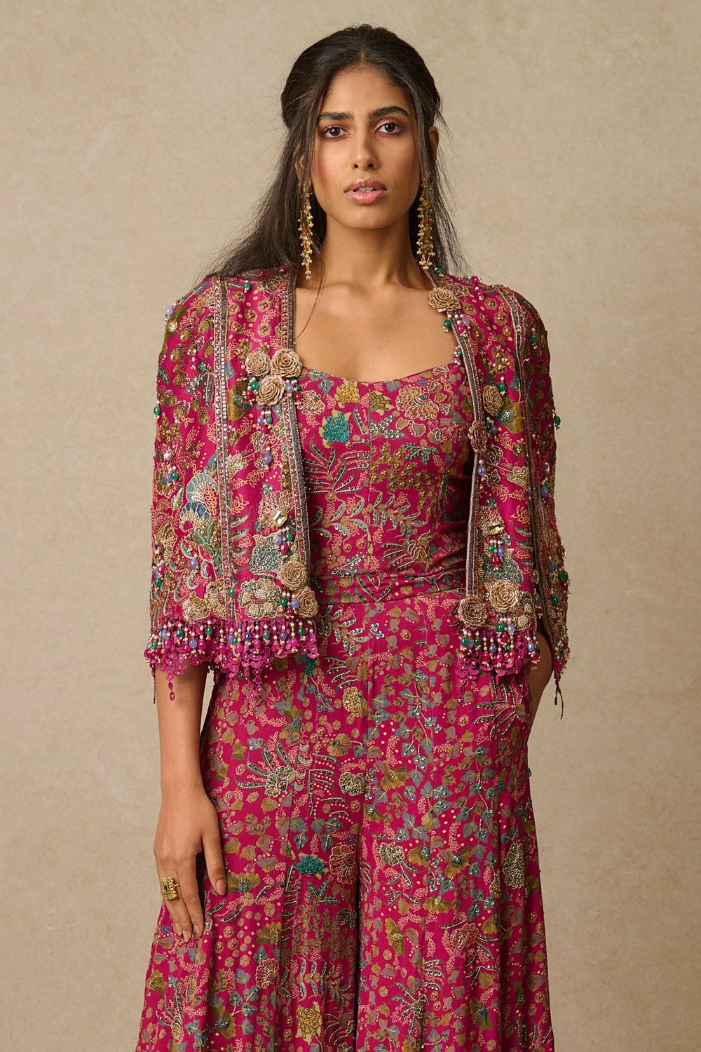 Tarun Tahiliani Pink Zardosi Embellished Gilet Set 6 Tarun Tahiliani Pink Zardosi Embellished Gilet Set - Image 4
