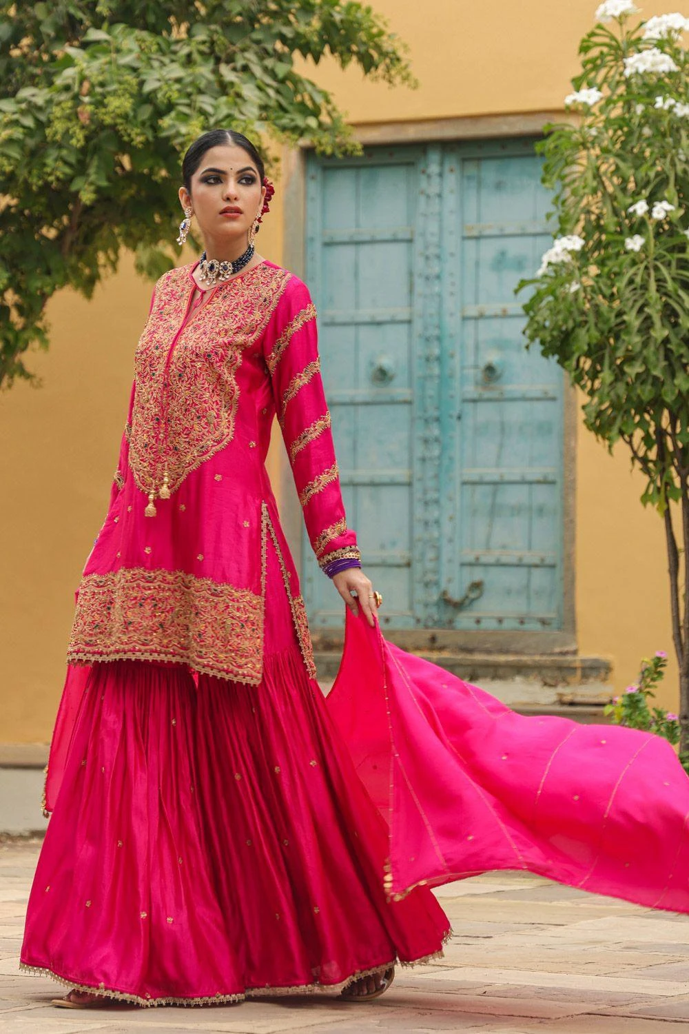 Niti Bothra Magenta Pink Bird Embroidered Sharara Set 6 Niti Bothra Magenta Pink Bird Embroidered Sharara Set - Image 4