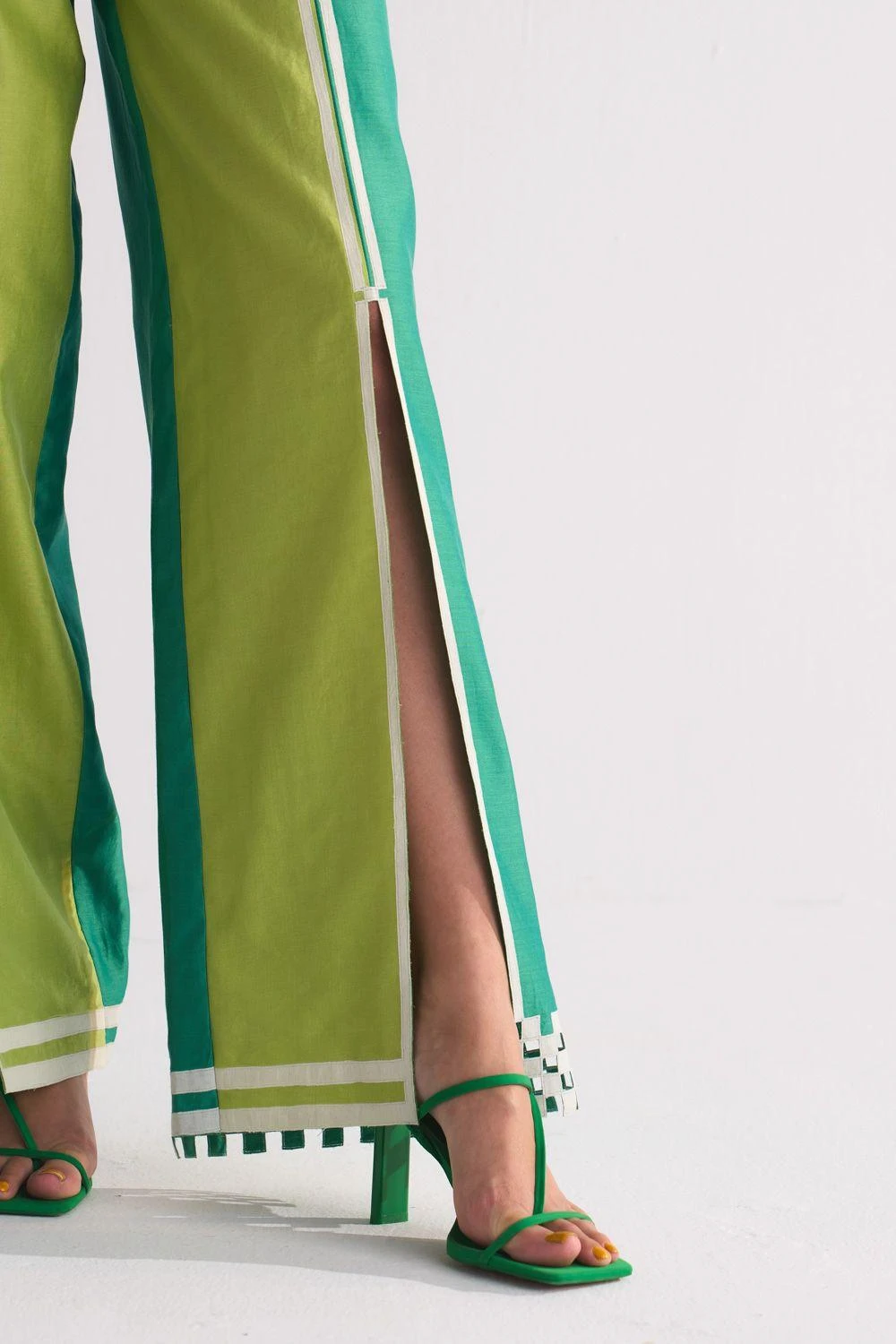 Ikai Green Applique Elasticated Straight Pants 6 Ikai Green Applique Elasticated Straight Pants - Image 4