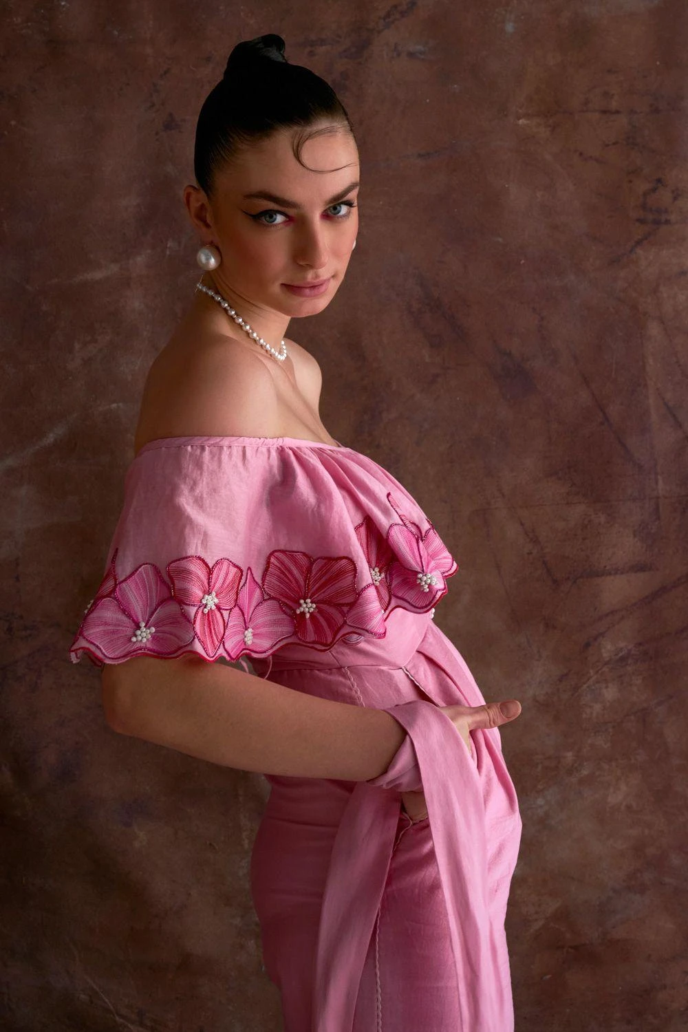 Sakshi Khetterpal Orchid-tinted Chanderi Off-shoulder Jumpsuit 7 Sakshi Khetterpal Orchid-tinted Chanderi Off-shoulder Jumpsuit - Image 5