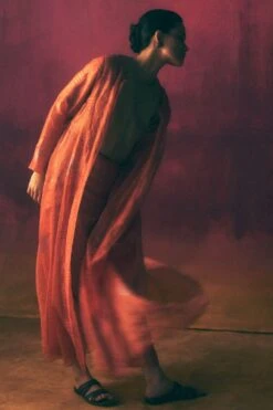 Urvashi Kaur Burnished Gold Boxy Top 6 Urvashi Kaur Burnished Gold Boxy Top -Deals Haute Togs Store 8823uk11 2