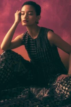 Urvashi Kaur Wine Micro Pleated Peplum Top -Deals Haute Togs Store 8823uk4 3