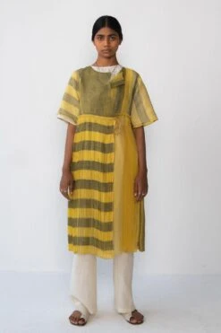 Urvashi Kaur White Cotton Linen Pants