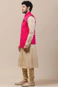 Tarun Tahiliani Men Fuschia Textured Bundi Jacket -Deals Haute Togs Store mw ssu tex wc 2 2