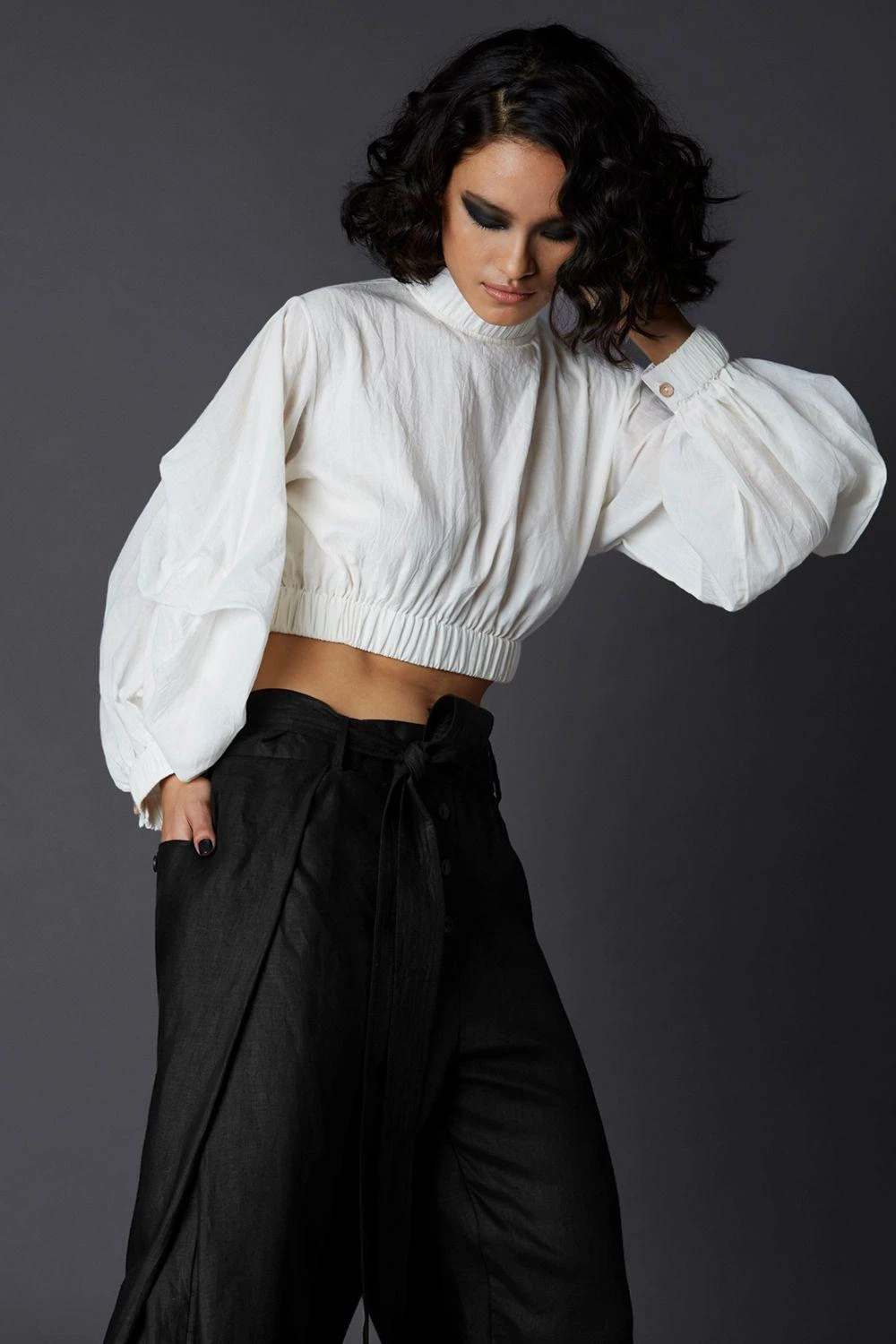 Chola Balloon Sleeve Crop Shirt 3 Chola Balloon Sleeve Crop Shirt