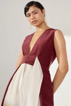 Twinkle Hanspal Colour Blocked Jumpsuit With Attached Belts 12 Twinkle Hanspal Colour Blocked Jumpsuit With Attached Belts -Deals Haute Togs Store tgn06 5